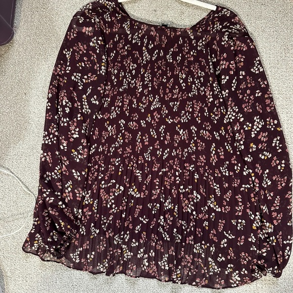 41 Hawthorn Blouse - Picture 2 of 3